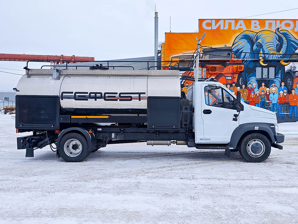 Купить Автогудронатор масляный на шасси ГАЗ NEXT и другие модели по низкой цене и на выгодных условиях от компании РостСнаб